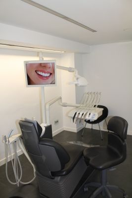 Clínica Dental Ángel Ortega imagen 7